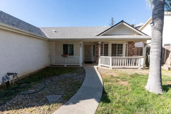 $470,000 | 2315 Magill Avenue, Clovis, CA 93611