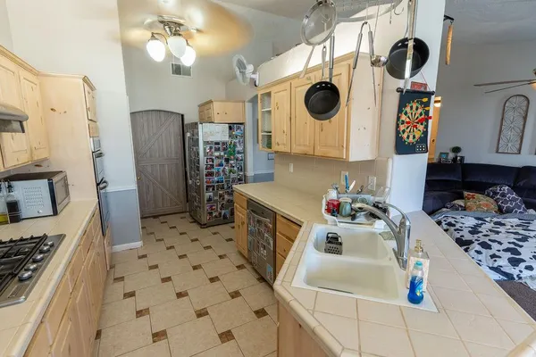 $470,000 | 2315 Magill Avenue, Clovis, CA 93611