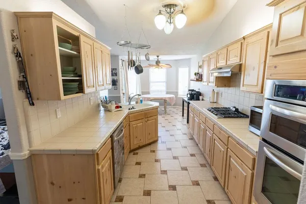 $470,000 | 2315 Magill Avenue, Clovis, CA 93611