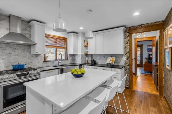 $479,900 | 152 Fordham Drive, Buffalo, NY 14216
