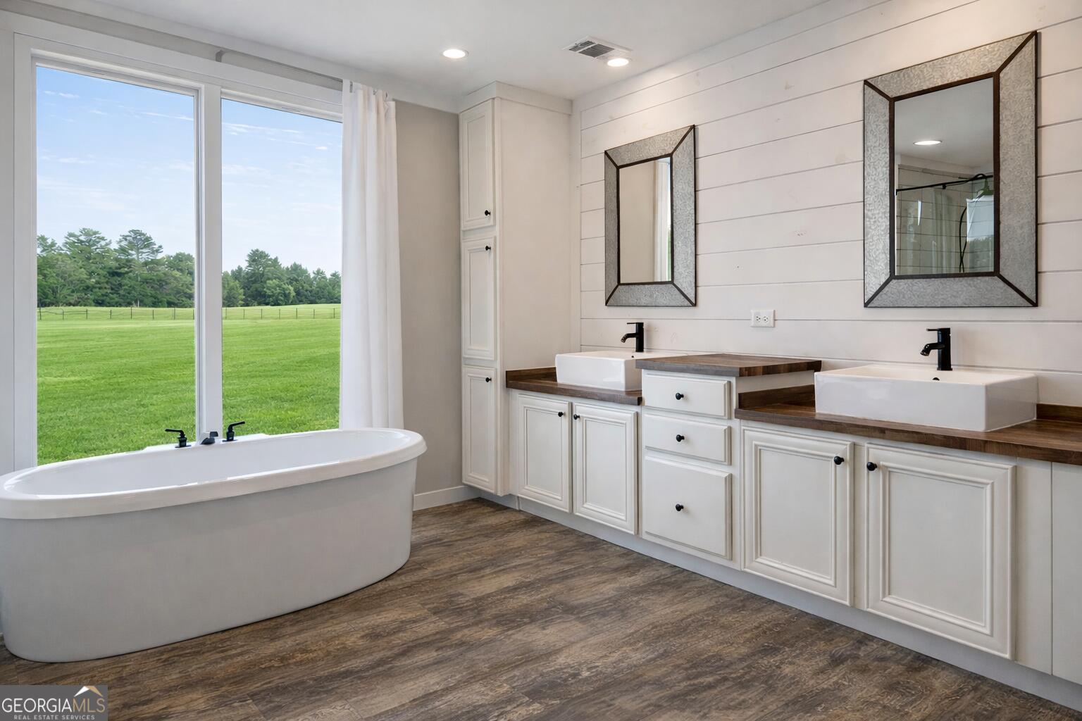 1900 Highway 212 Monticello, GA 31064 - Photo 6 of 20 a large white room with a large window and sink