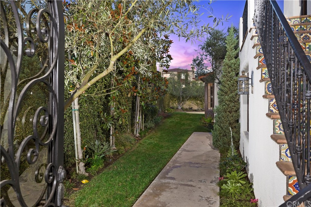 7 Hidden Pass Newport Coast, CA 92657 - Photo 5 of 30 a view of a pathway of a building