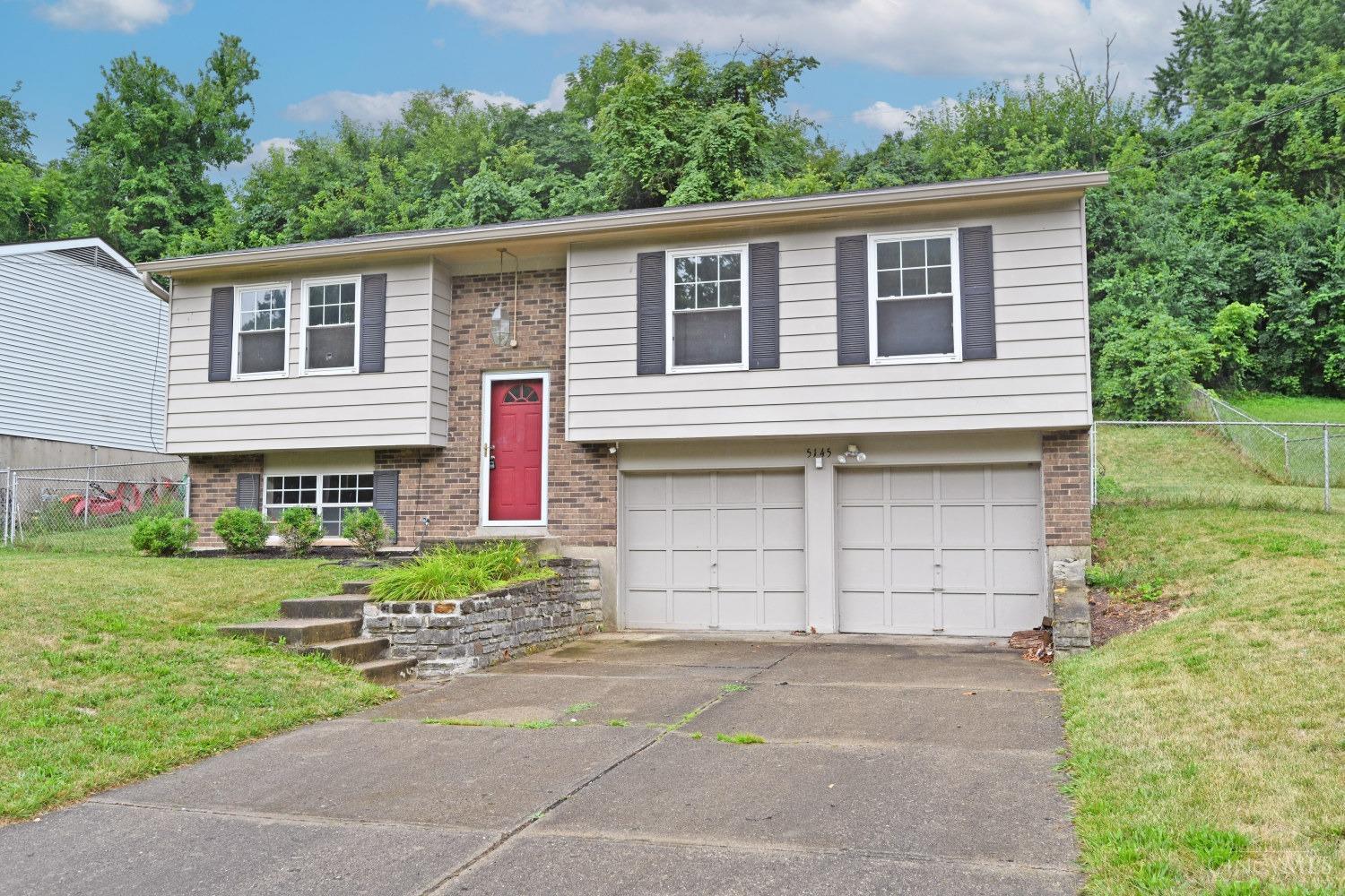 5145 Rapid Run Road Cincinnati, OH 45238 - Photo 2 of 34