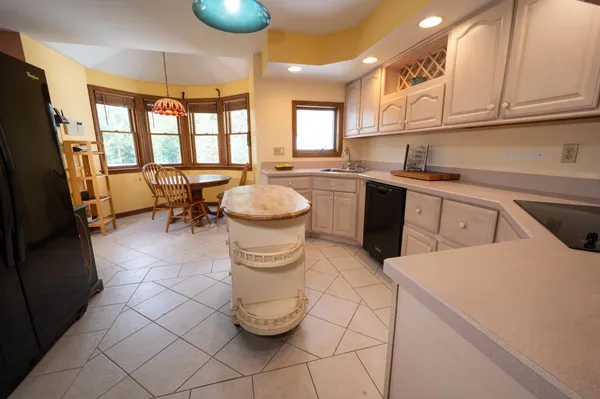 $695,000 | 24 Red Gate Road, Jaffrey, NH 03452