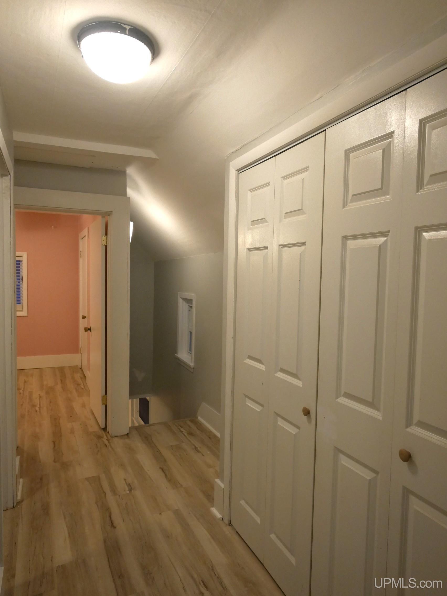 237 Kearsarge Street Calumet, MI 49913 - Photo 39 of 79