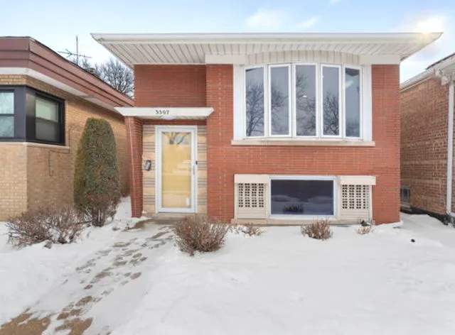 $349,900 | 3507 West 79th Street, Chicago, IL 60652