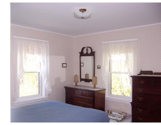 14 Lennon Road Arlington, MA 02474 - Photo 8 of 10 Gallery Image 8