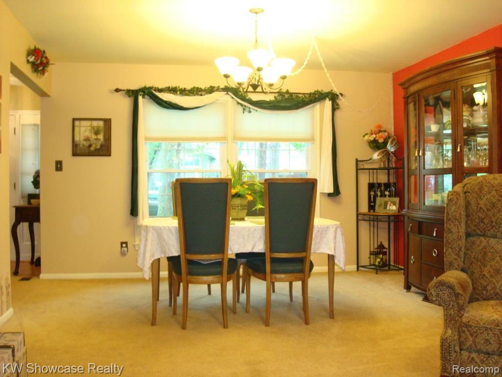 32363 Baintree Road Farmington Hills, MI 48334 - Photo 16 of 33