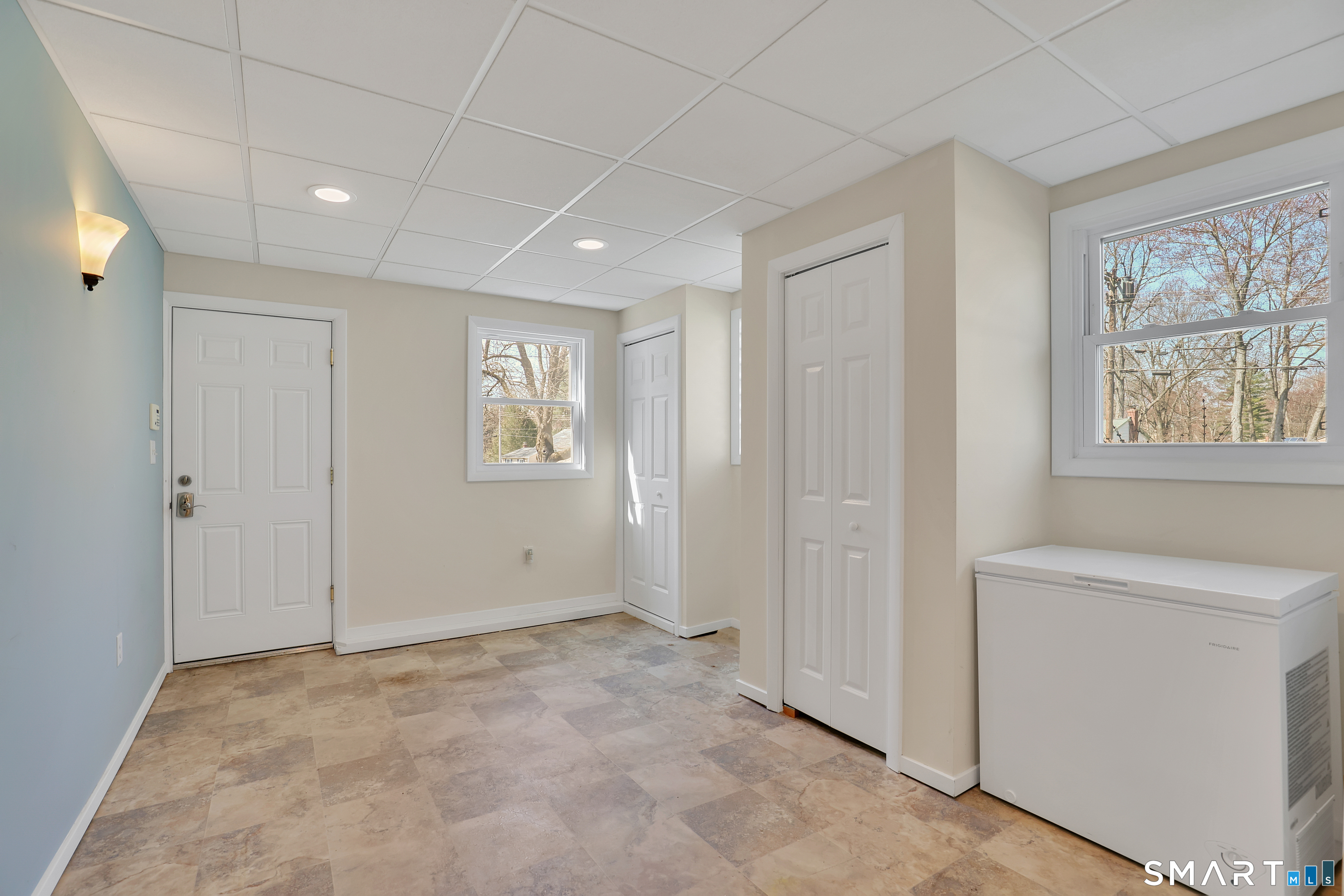 20 Hill Farm Road Bloomfield, CT 06002 - Photo 24 of 34