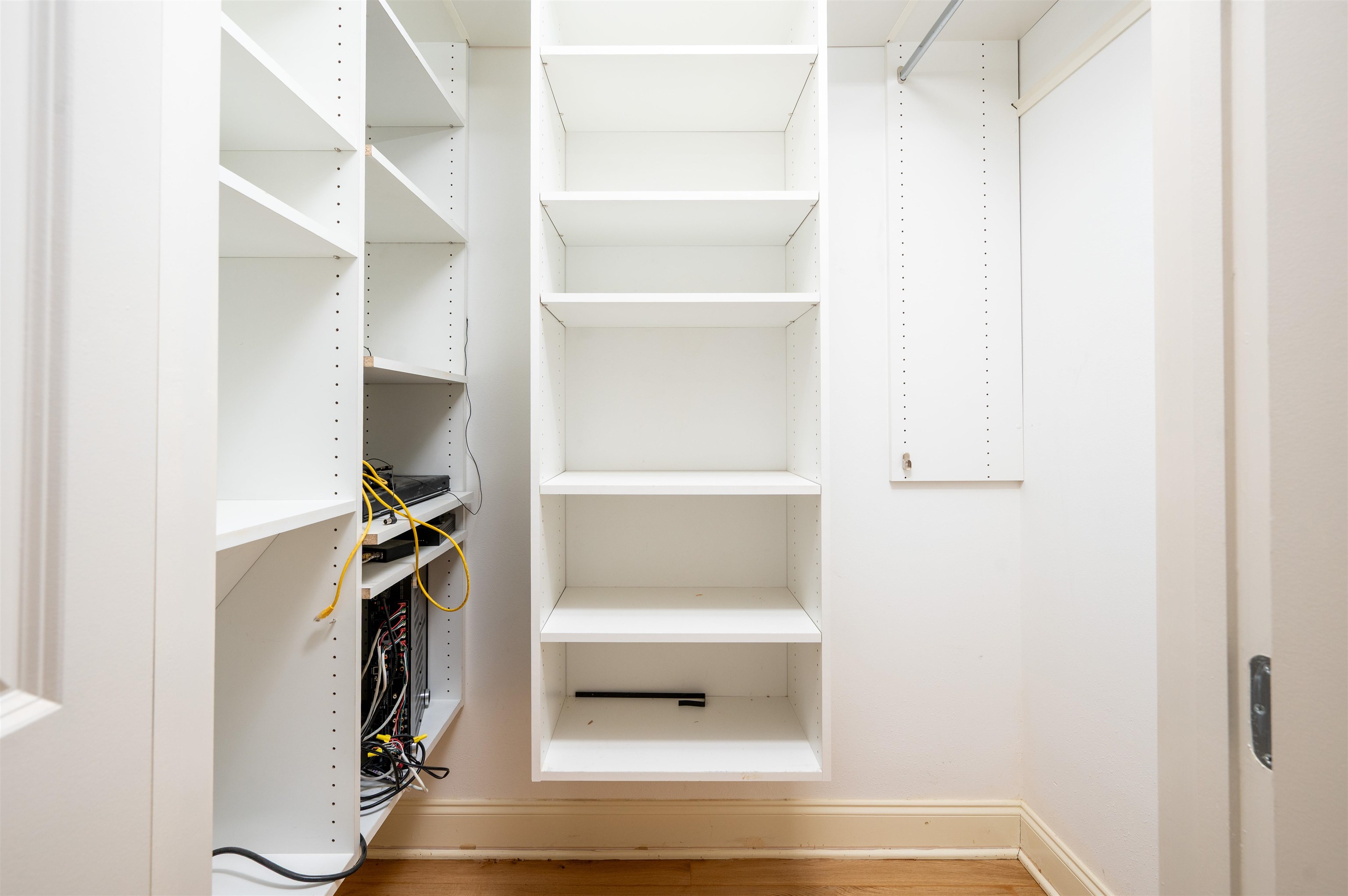 717 Riverside Drive, Unit 1506 Memphis, TN 38103 - Photo 16 of 38 a room with a closet and a window