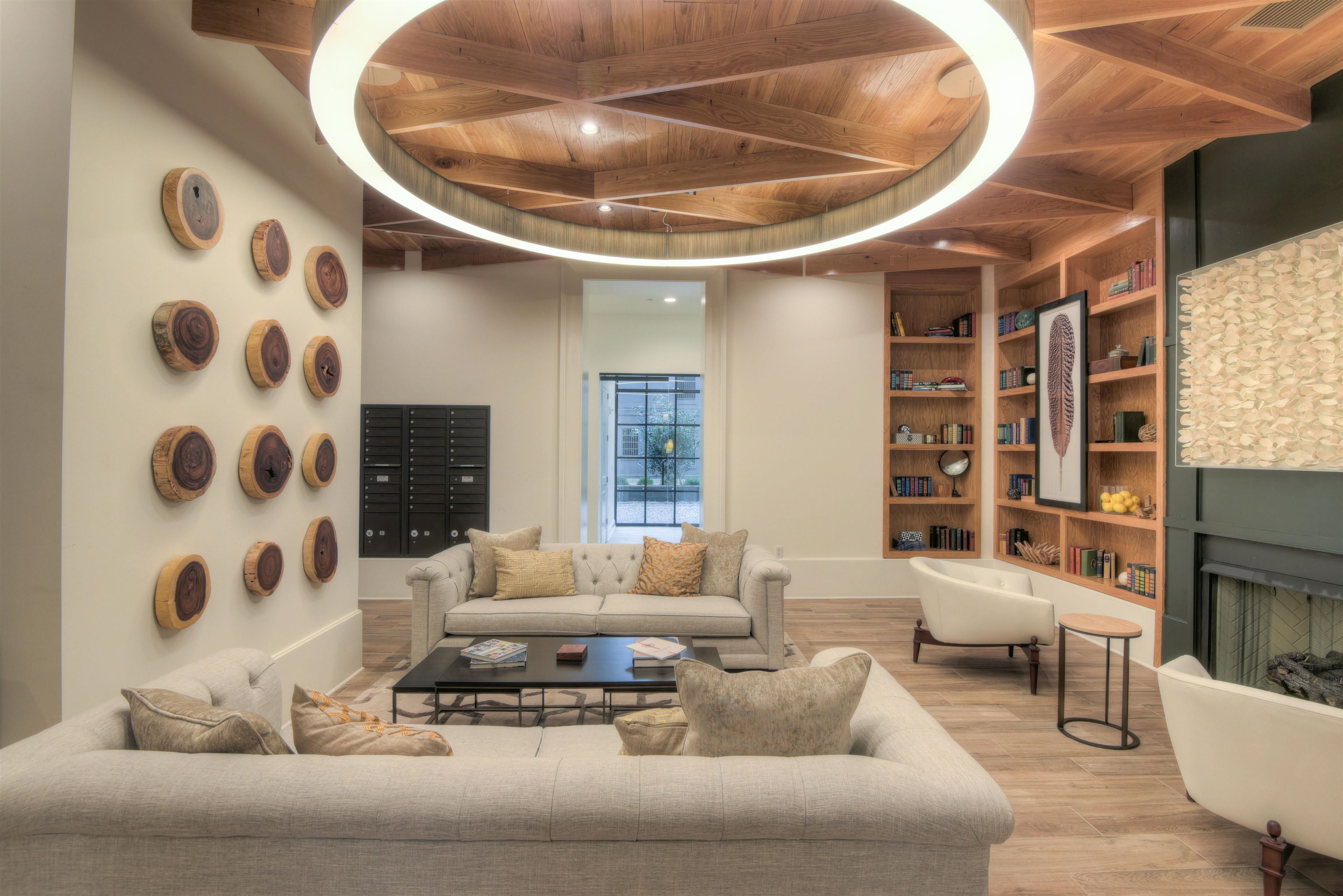 717 Riverside Drive, Unit 1506 Memphis, TN 38103 - Photo 30 of 38 a living room with furniture and white walls