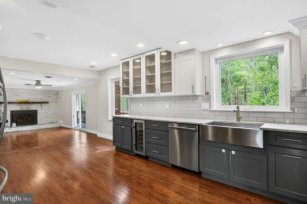 $4,800 | 10730 Anita Drive, Lorton, VA 22079