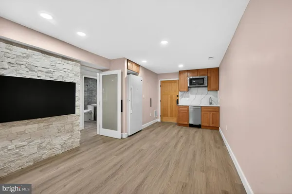 $4,800 | 10730 Anita Drive, Lorton, VA 22079