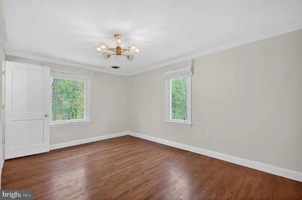 $4,800 | 10730 Anita Drive, Lorton, VA 22079