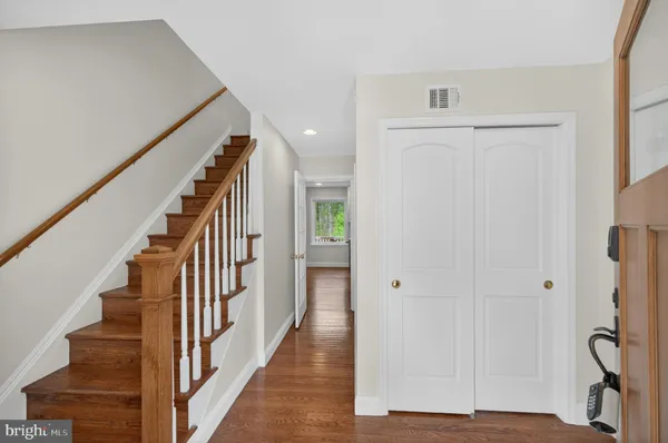 $4,800 | 10730 Anita Drive, Lorton, VA 22079