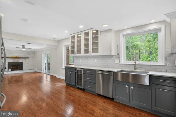 $4,800 | 10730 Anita Drive, Lorton, VA 22079