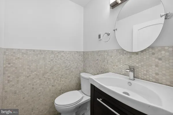 $4,800 | 10730 Anita Drive, Lorton, VA 22079