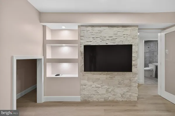 $4,800 | 10730 Anita Drive, Lorton, VA 22079