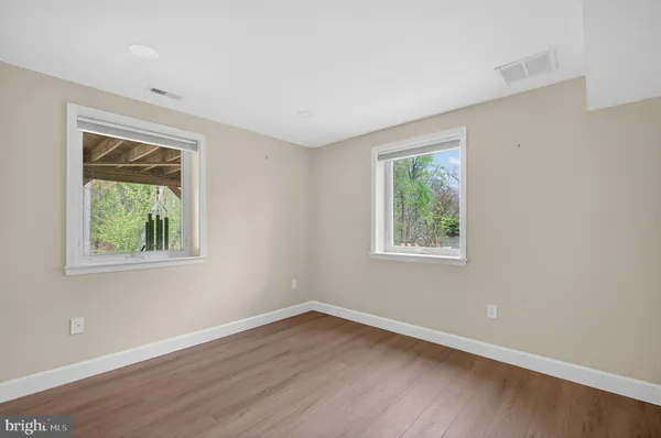 $4,800 | 10730 Anita Drive, Lorton, VA 22079