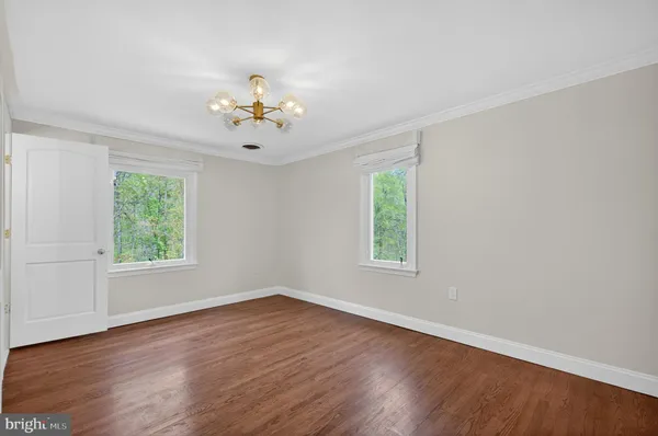 $4,800 | 10730 Anita Drive, Lorton, VA 22079