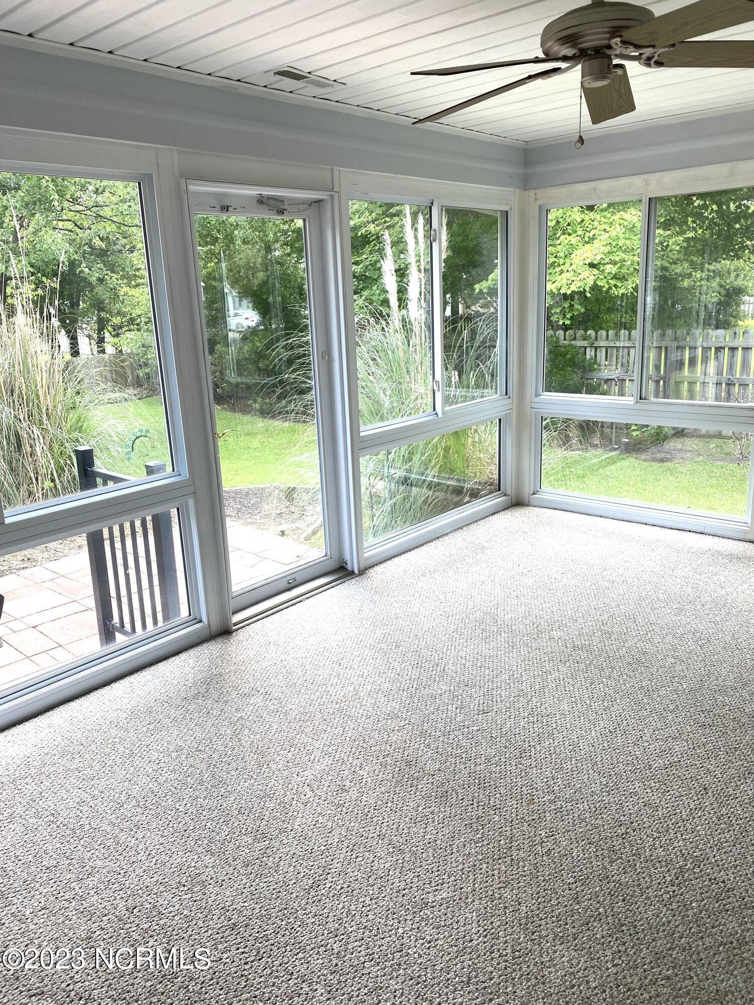 222 Venturi Drive New Bern, NC 28560 - Photo 17 of 45 Sunroom