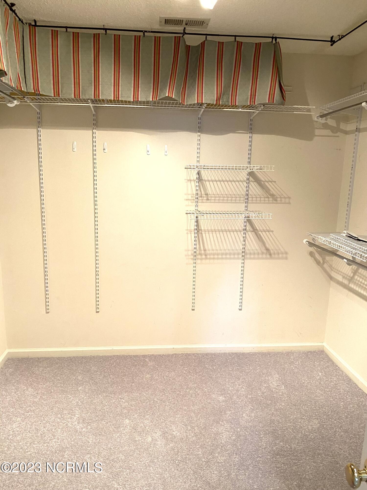 222 Venturi Drive New Bern, NC 28560 - Photo 23 of 45 Walk in closet