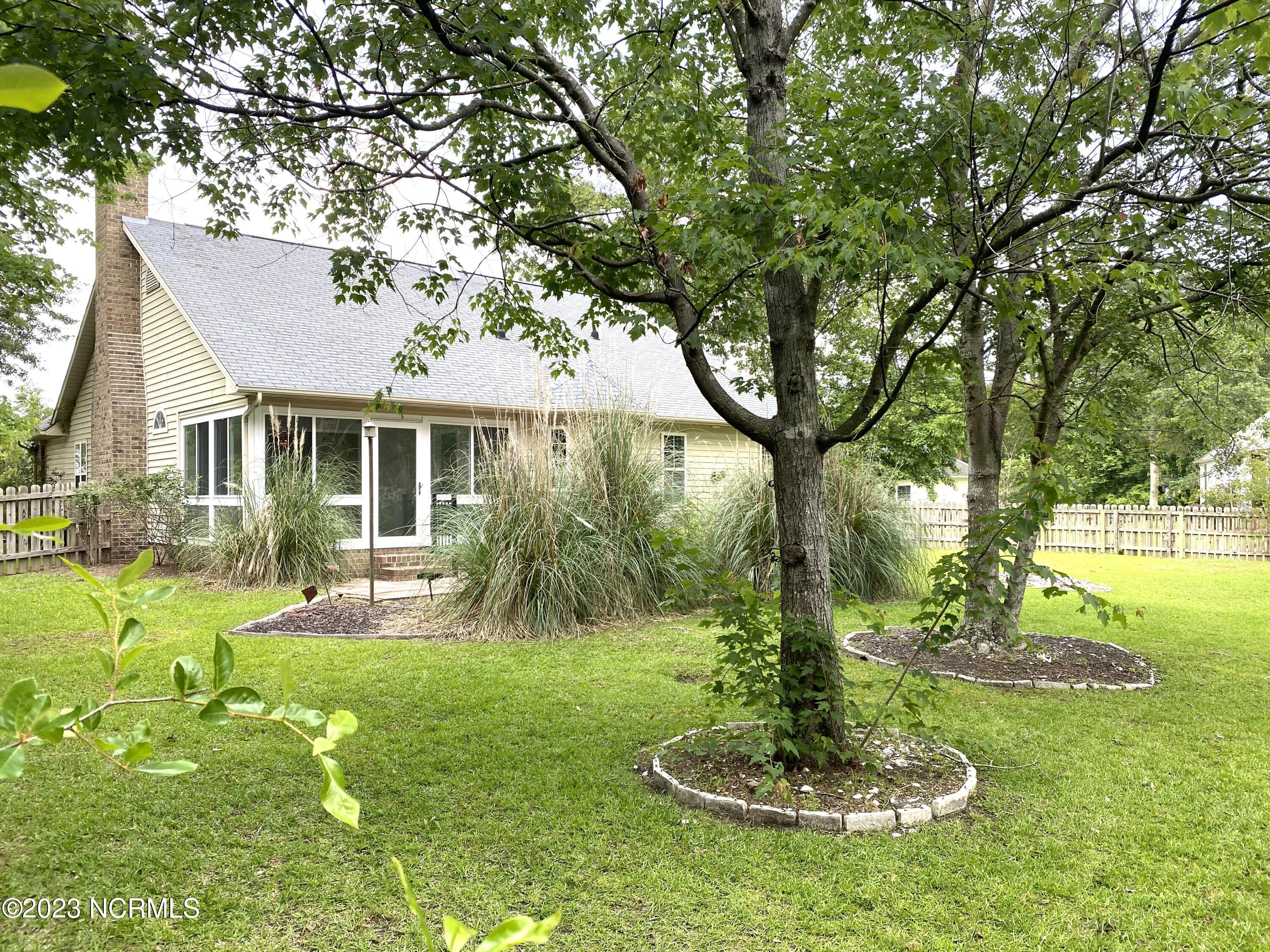 222 Venturi Drive New Bern, NC 28560 - Photo 39 of 45 IMG_5631