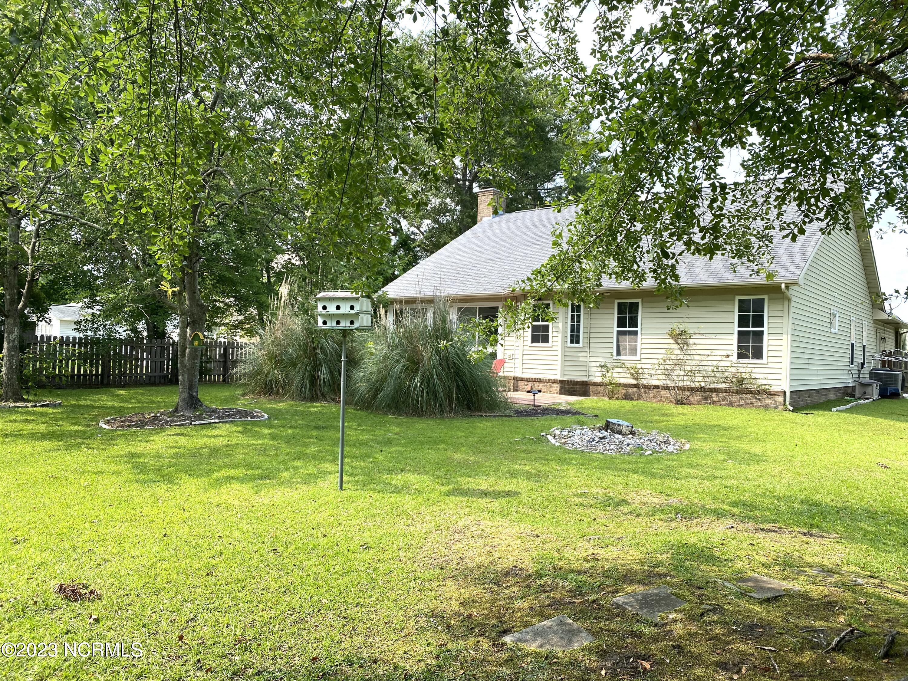 222 Venturi Drive New Bern, NC 28560 - Photo 40 of 45 IMG_5626