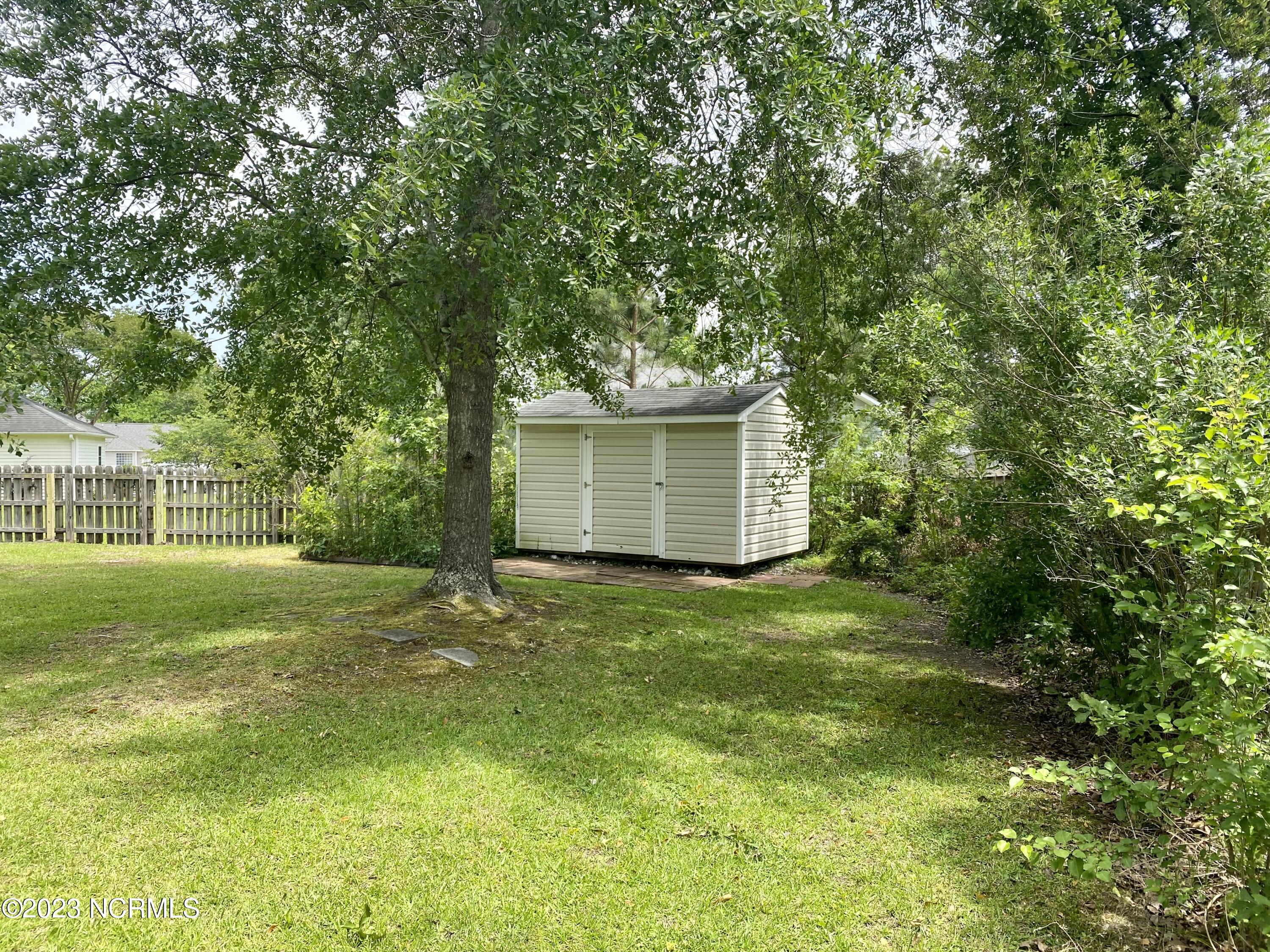 222 Venturi Drive New Bern, NC 28560 - Photo 43 of 45 Venturi storage building