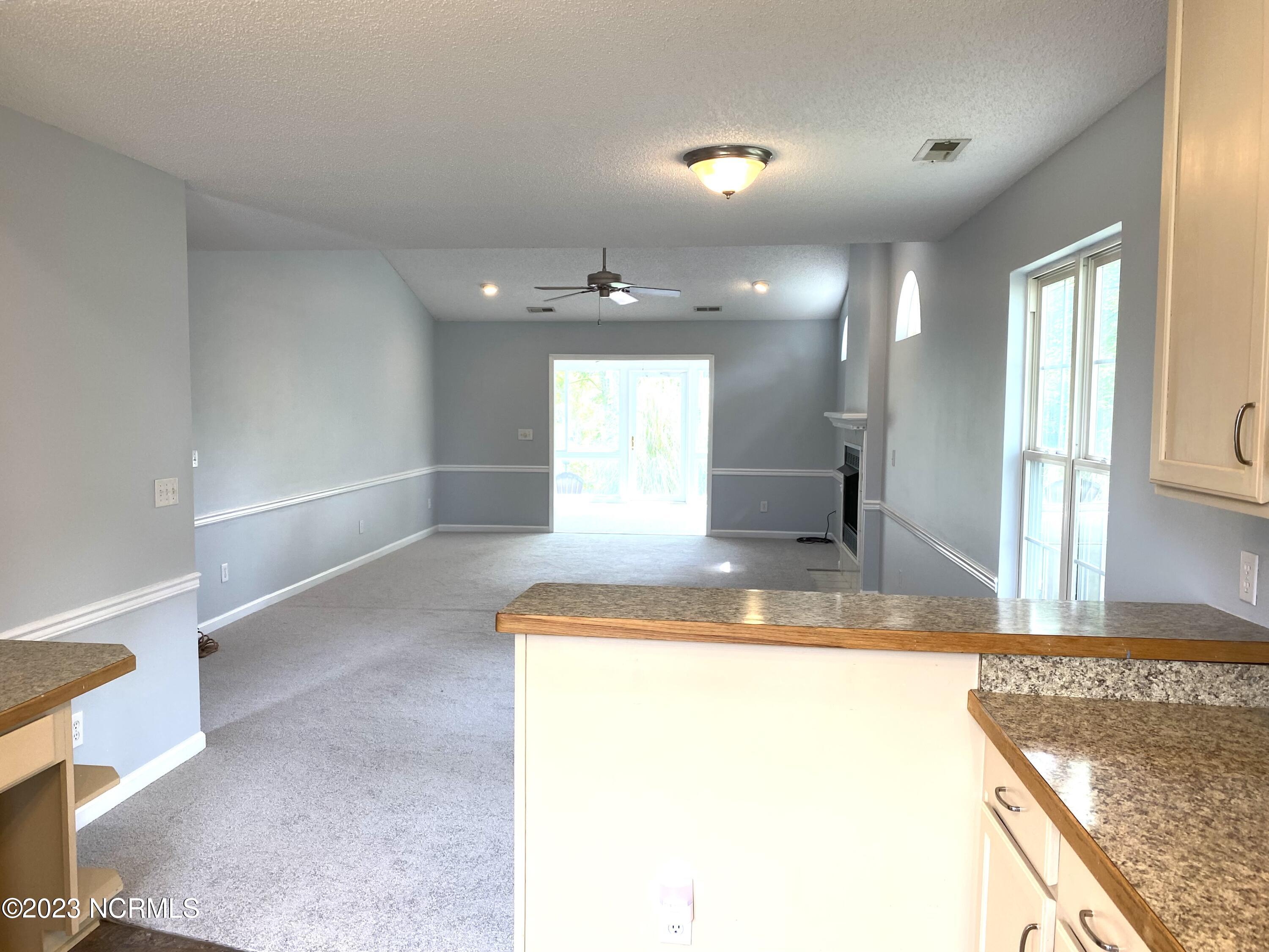 222 Venturi Drive New Bern, NC 28560 - Photo 8 of 45 IMG_5608 (1)