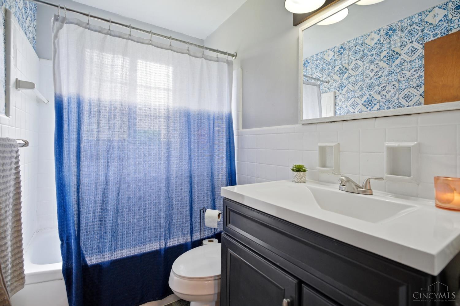 6027 Springdale Road Cincinnati, OH 45247 - Photo 14 of 25