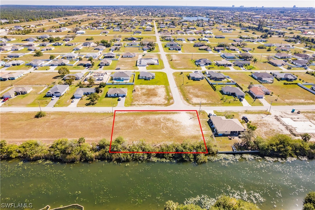 2108 Northeast 6th Ave  