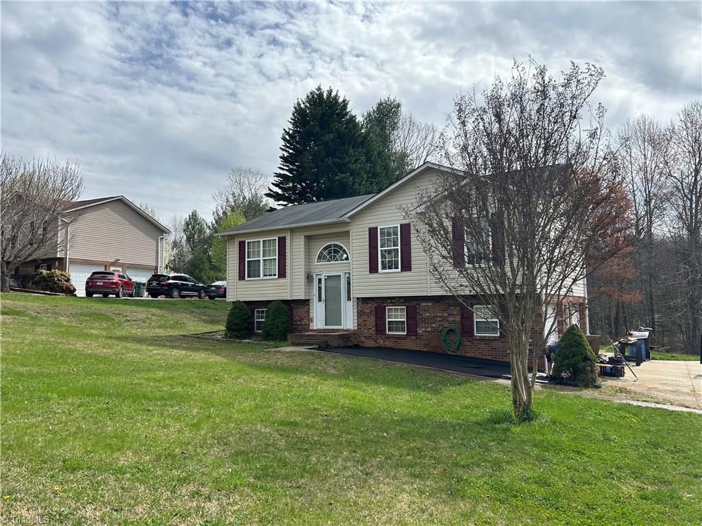 147 South Bridgewater Road Mount Airy, NC 27030 - Photo 1 of 23 Gallery Image 1