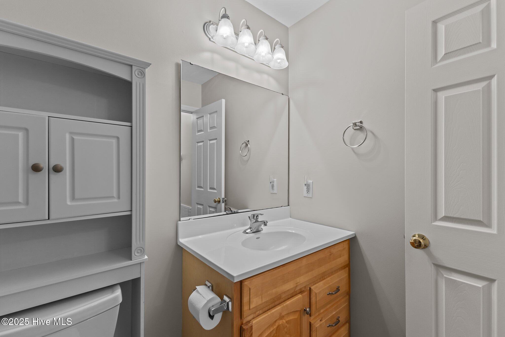 255 Sleepy Point Road Gloucester, NC 28528 - Photo 20 of 46 19-web-or-mls-1S3A2255