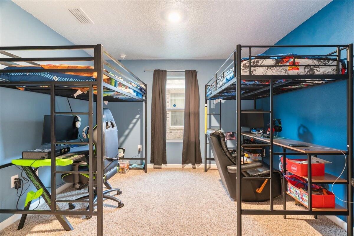 4660 Honor Guard Way Crestview, FL 32539 - Photo 11 of 31 09-Honor Guard Way-6