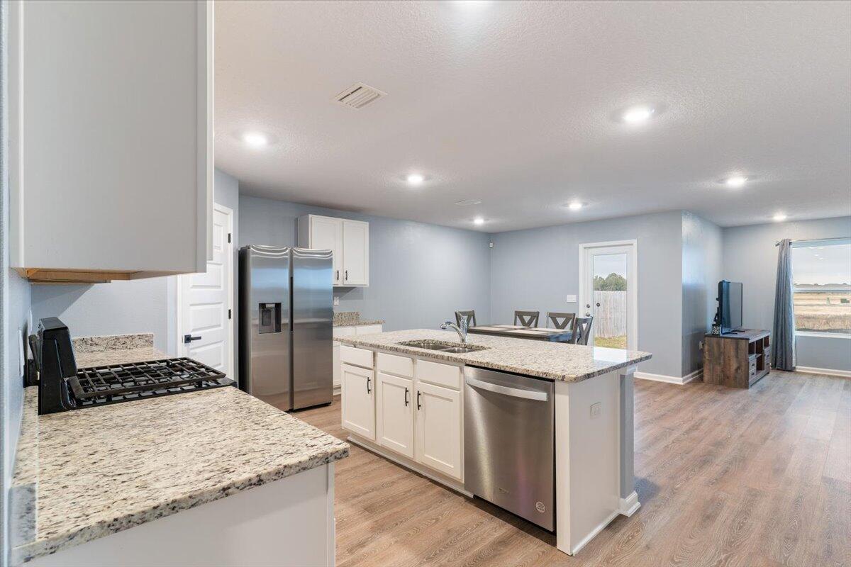 4660 Honor Guard Way Crestview, FL 32539 - Photo 13 of 31 12-Honor Guard Way-9