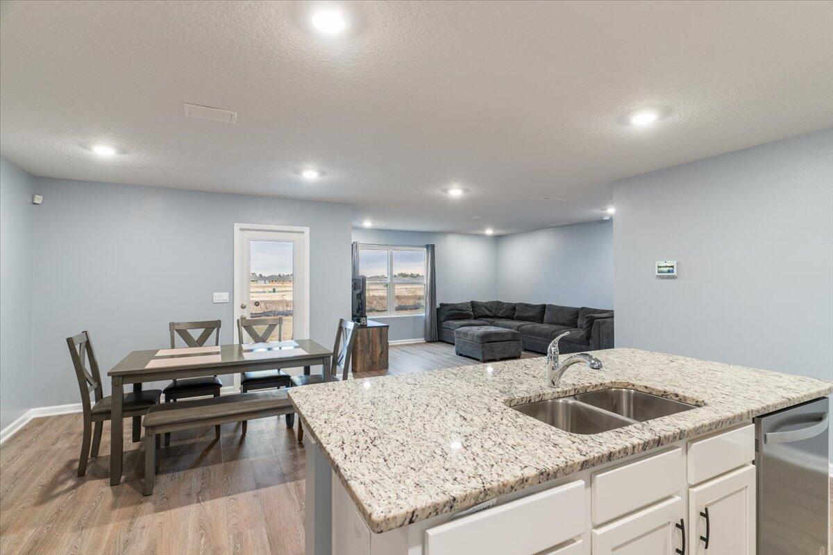 4660 Honor Guard Way Crestview, FL 32539 - Photo 14 of 31 16-Honor Guard Way-13