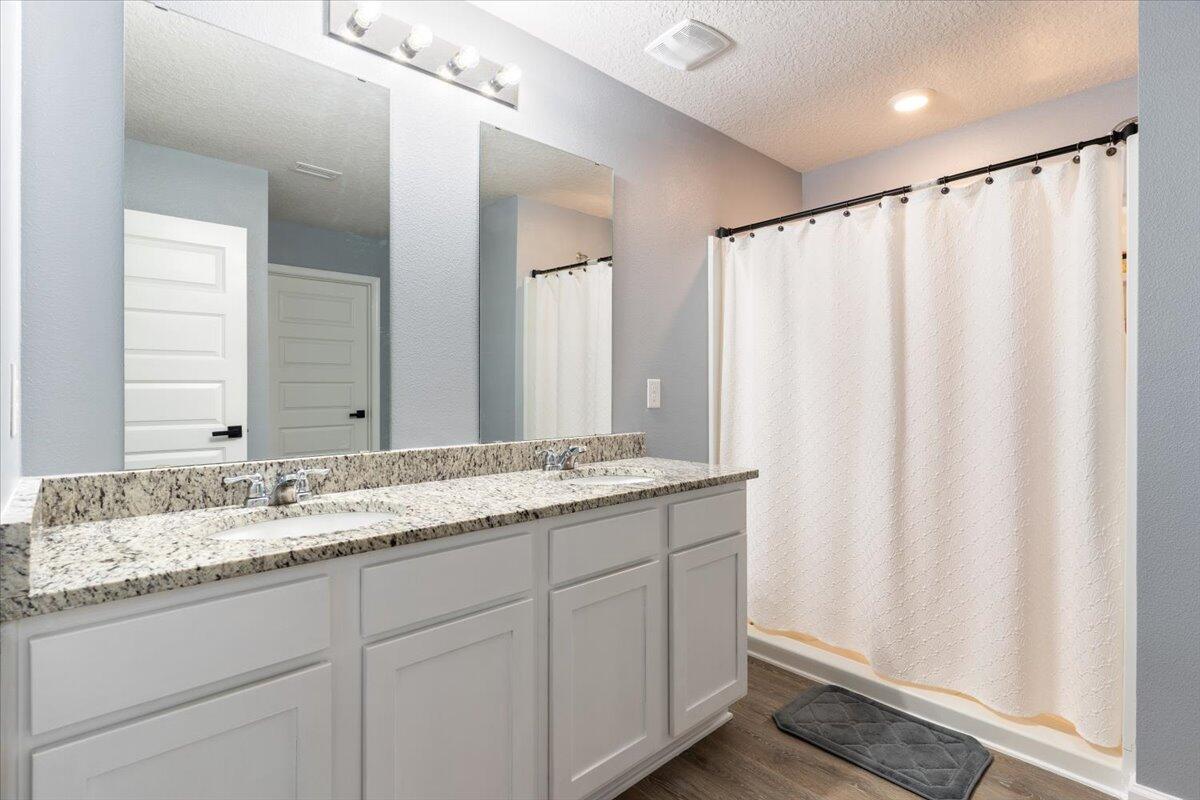 4660 Honor Guard Way Crestview, FL 32539 - Photo 22 of 31 29-Honor Guard Way-26