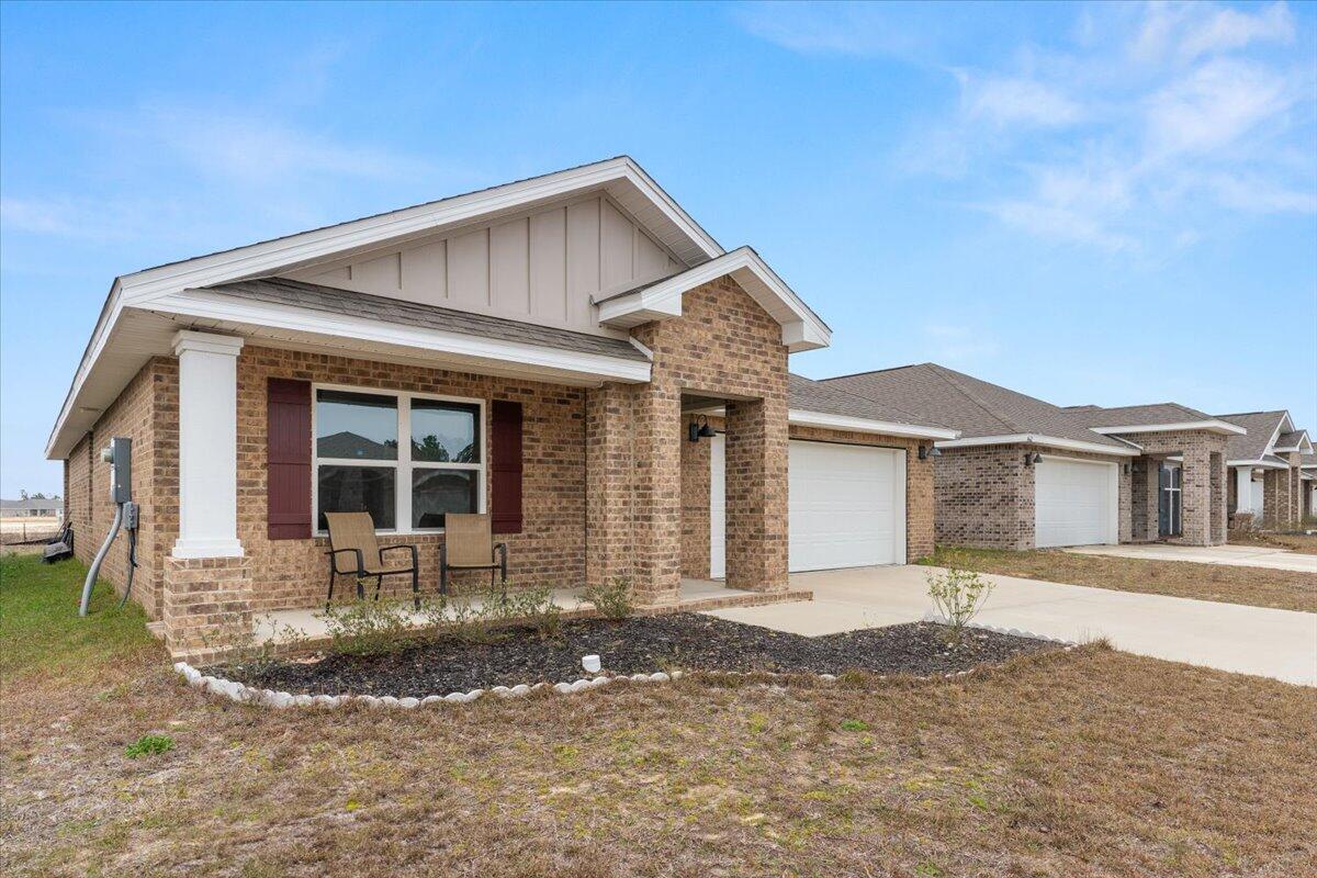 4660 Honor Guard Way Crestview, FL 32539 - Photo 3 of 31 03-Honor Guard Way-30