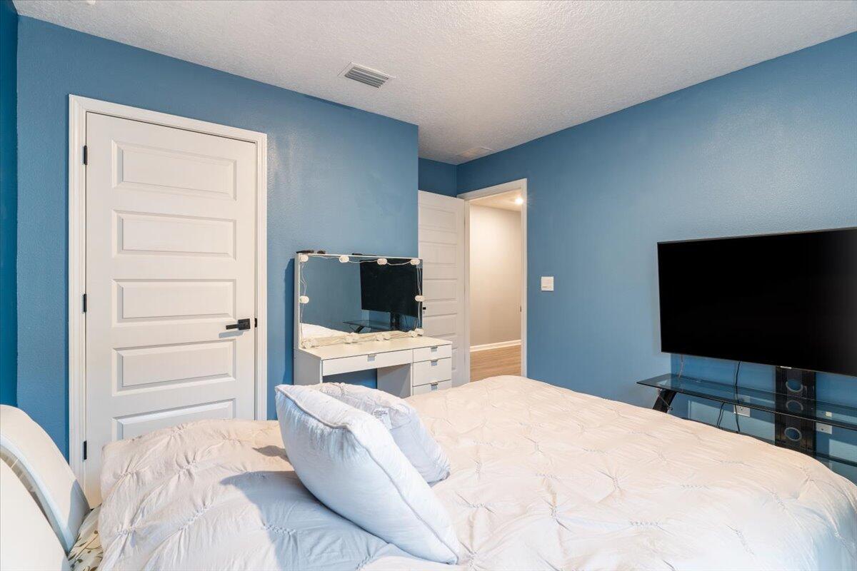 4660 Honor Guard Way Crestview, FL 32539 - Photo 9 of 31 08-Honor Guard Way-5