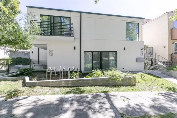 $4,200 | 534 East San Jose Avenue, Burbank, CA 91501