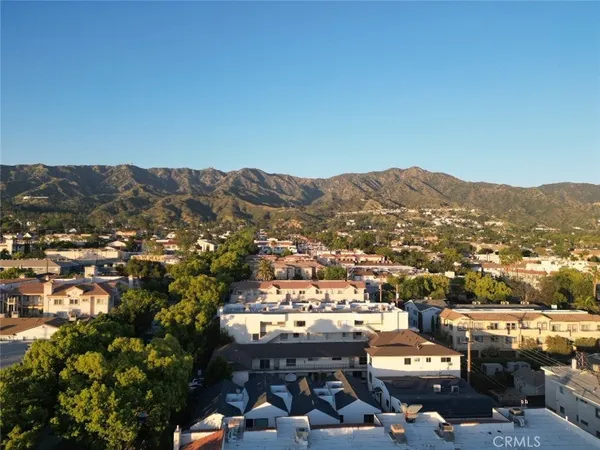 $4,200 | 534 East San Jose Avenue, Burbank, CA 91501