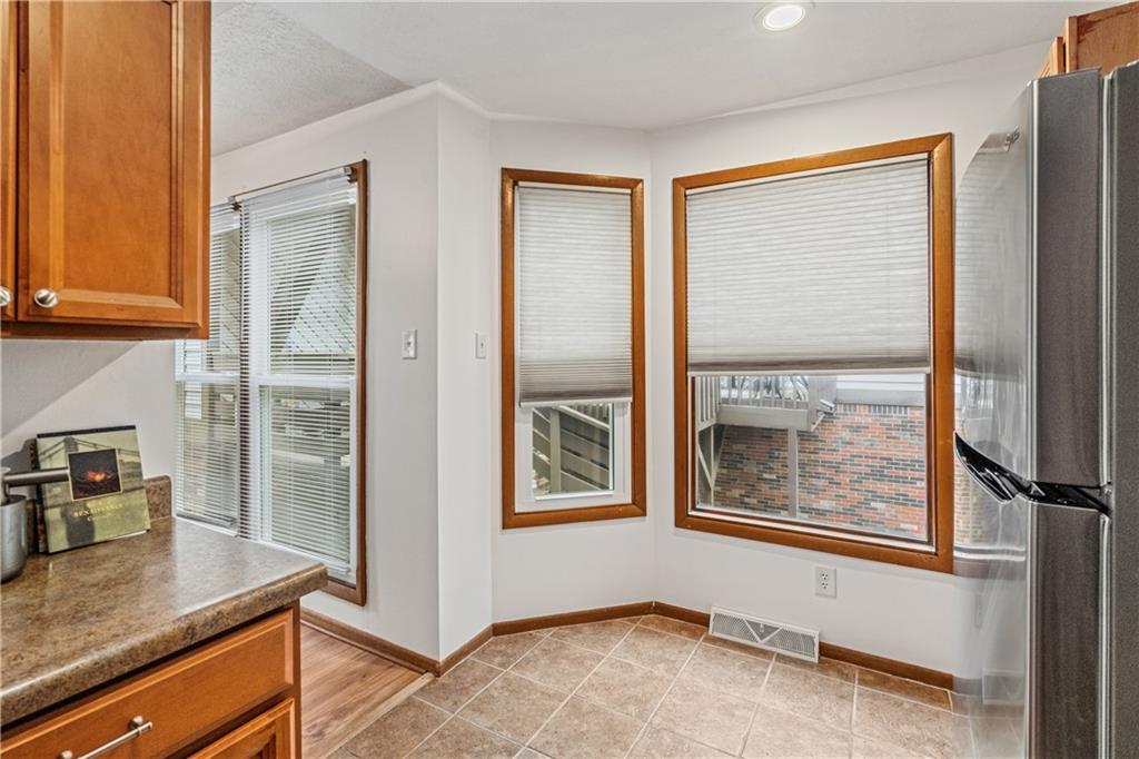 320 Spring Run Drive Monroeville, PA 15146 - Photo 13 of 25