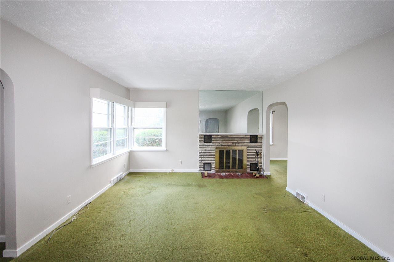1367 Midline Road Amsterdam, NY 12010 - Photo 3 of 25 Photo 3