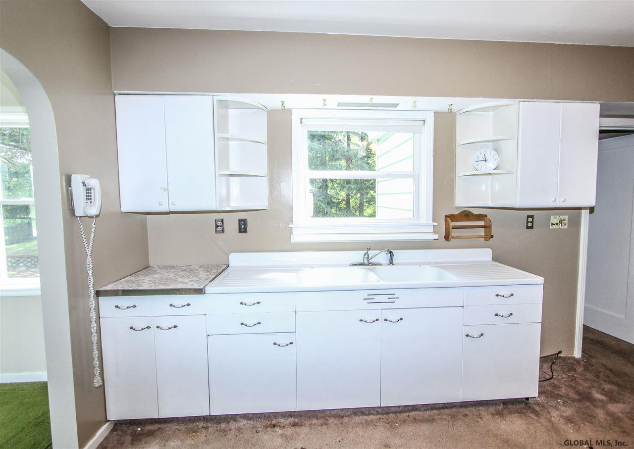 1367 Midline Road Amsterdam, NY 12010 - Photo 7 of 25 Photo 7