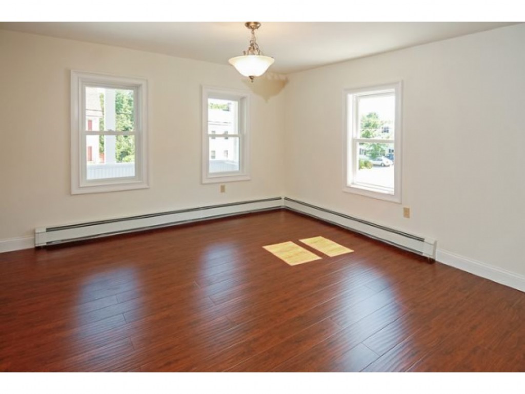 61 Buffumsville Road Somersworth, NH 03878 - Photo 3 of 29 Gallery Image 3