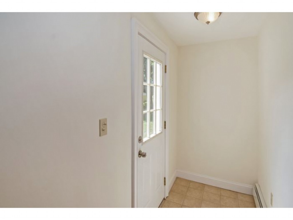 61 Buffumsville Road Somersworth, NH 03878 - Photo 8 of 29 Gallery Image 8