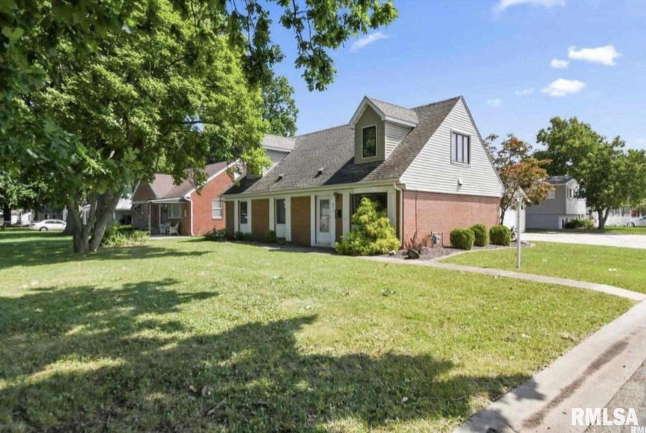 3034 Fillmore Street Springfield, IL 62704 - Photo 2 of 20 Gallery Image 2