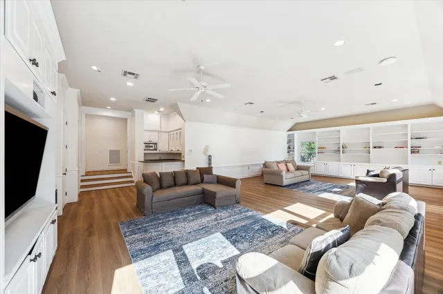 $4,995,000 | 223 Heritage Oaks Lane, Houston, TX 77024