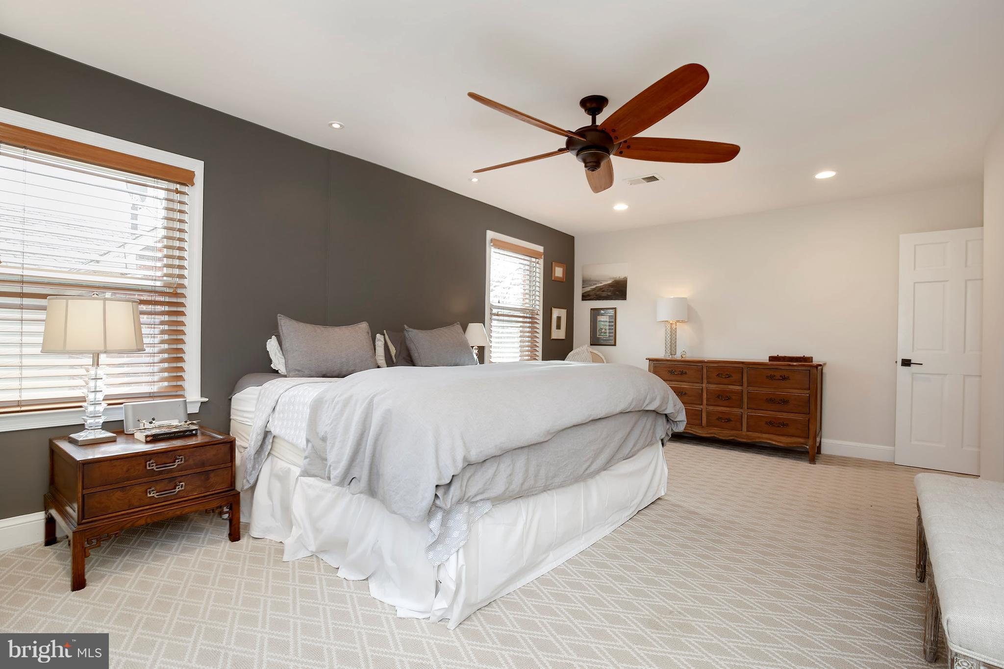 4319 Reno Road Northwest Washington, DC 20008 - Photo 18 of 29 Bedroom (Master)